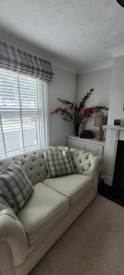 Caister Cottage, Beach 1 Minute Walk Away Caister-on-Sea Exterior foto